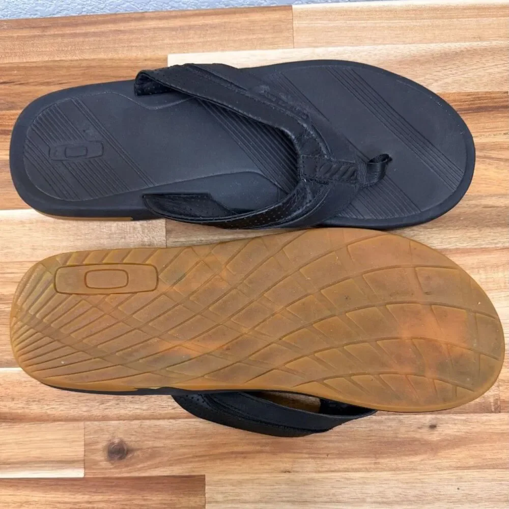 Men's Oakley Black Flip Flops - Size 11